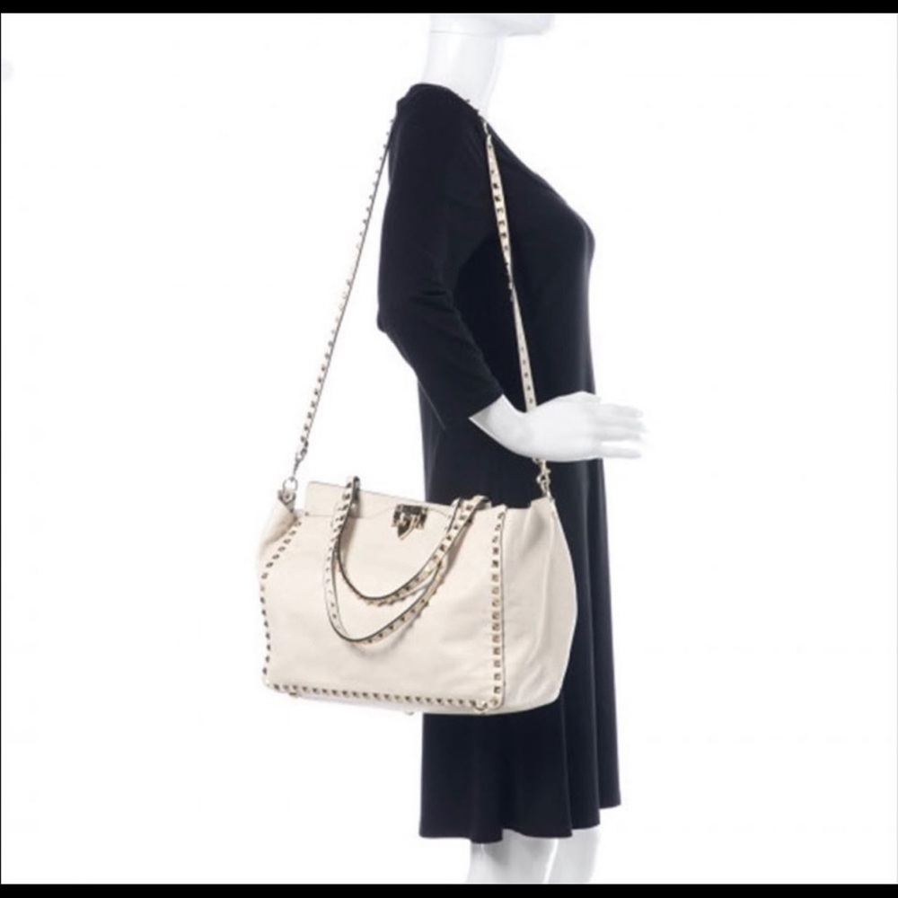 Valentino Garavani white rockstud tote bag medium - Picture 15 of 16